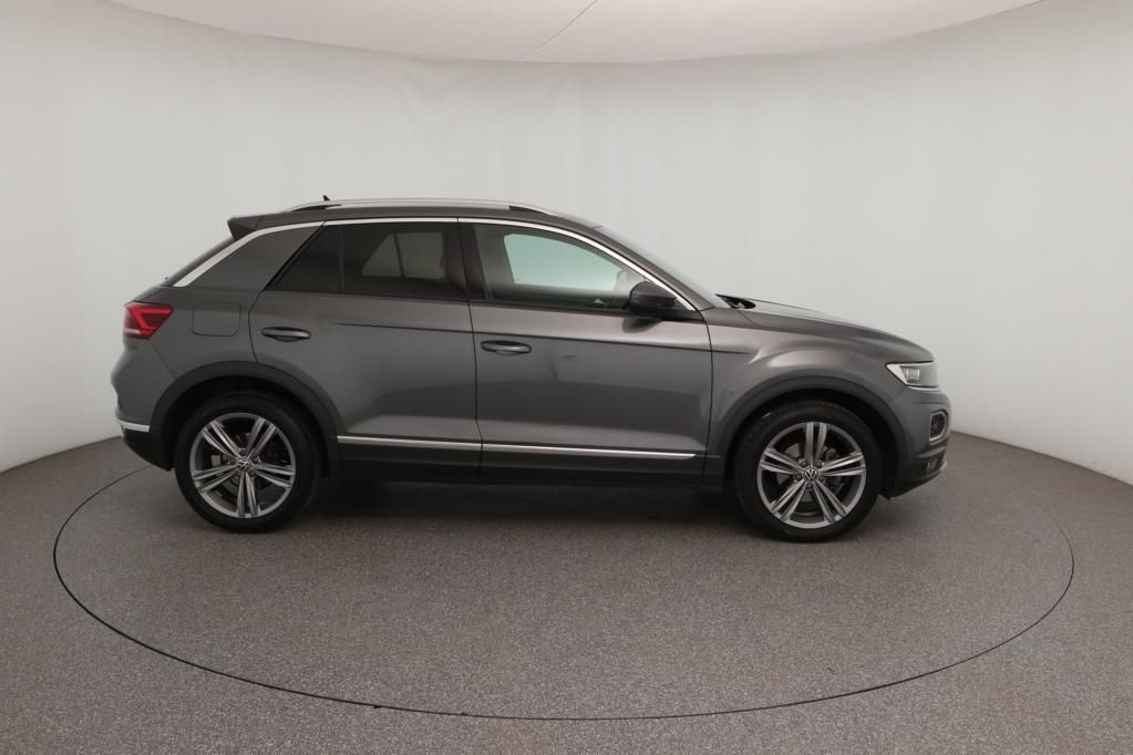 Volkswagen T-Roc Sport 1.5 TSI DSG - Samsaru's Car Outlet