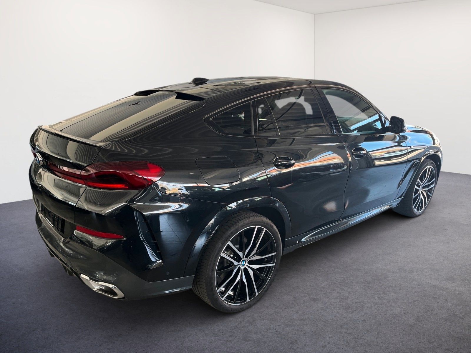 BMW X6 xDrive 40d M SPORT/LED/AHK/PANO-DA/H&K