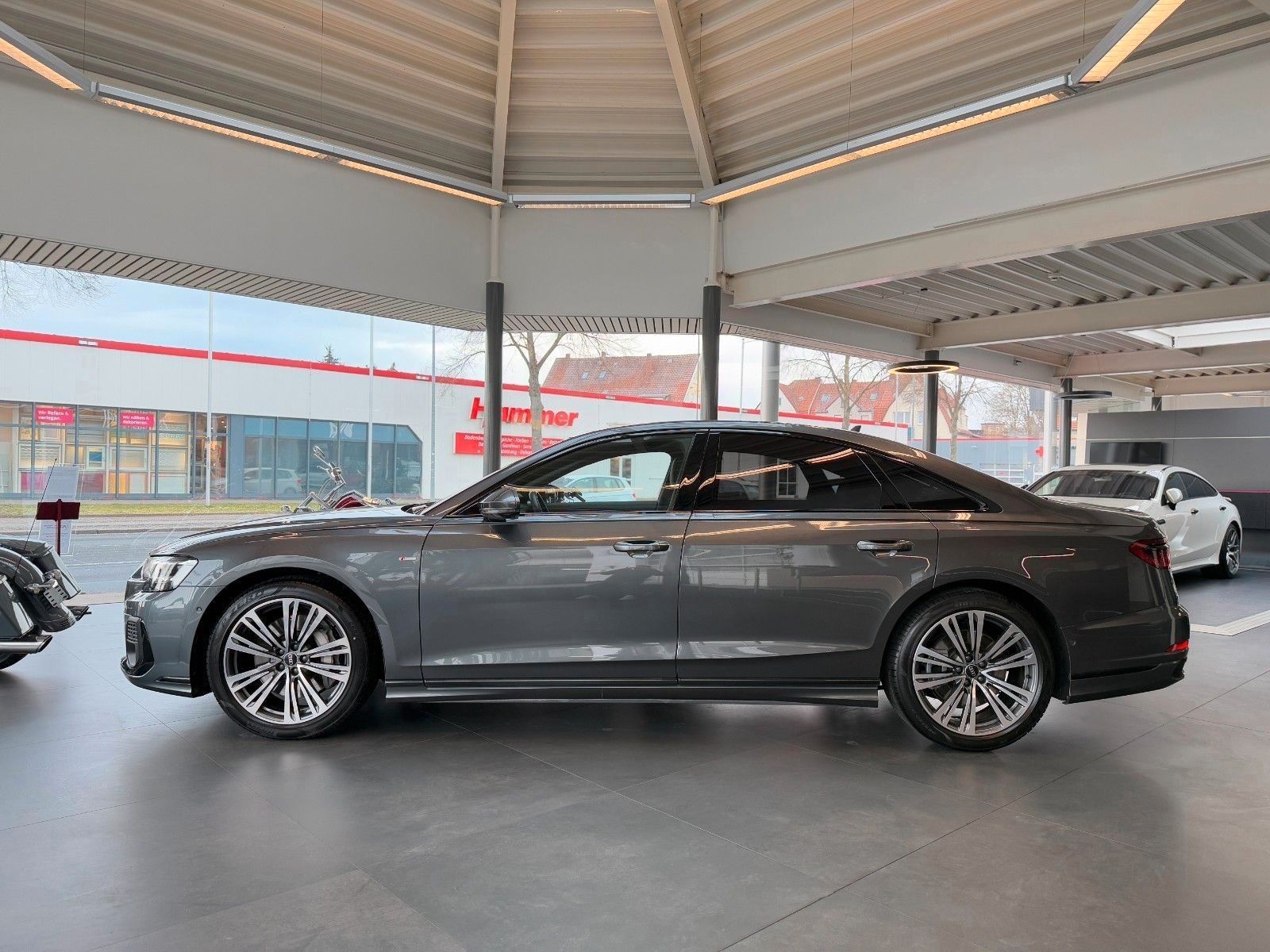 Audi A8 55 TFSI quattro S-Line - Samsaru's Car Outlet