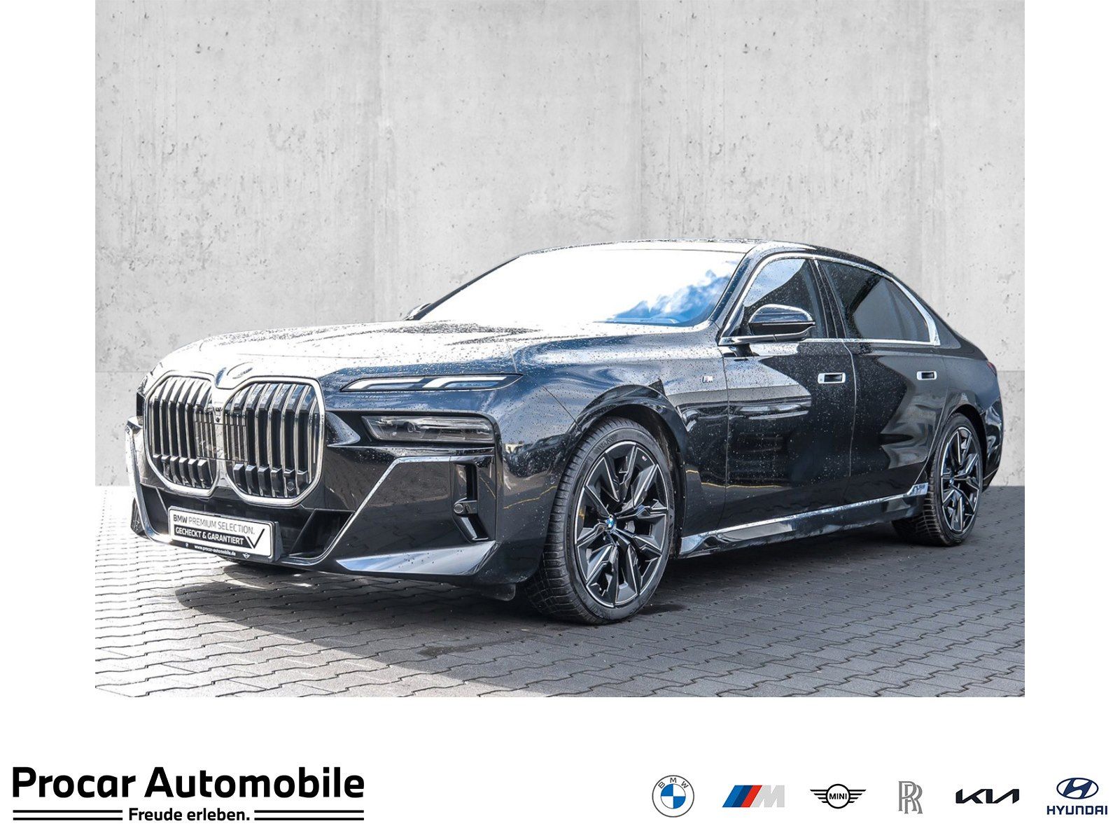 BMW 740d xDrive M Sport TV PANO ACC 360°KAM RFK NAVI