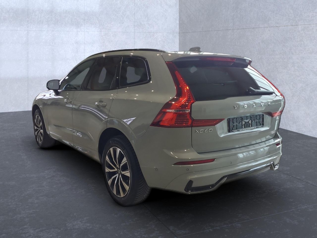 Volvo XC 60 Plus Dark AWD Bluetooth LED Klima