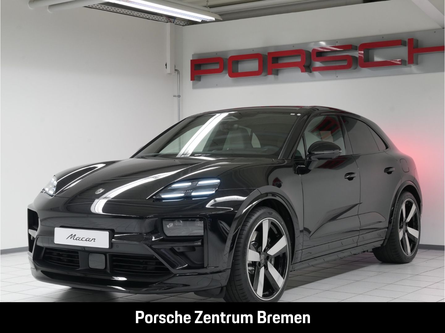 Porsche Macan Electric Turbo Sportpaket - Samsaru's Car Outlet