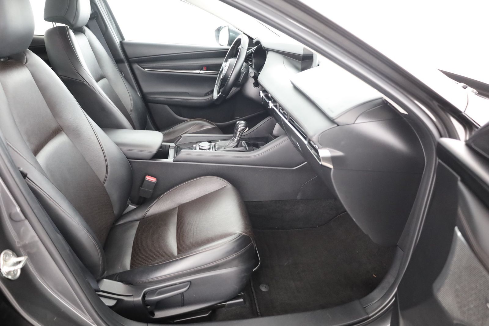 Mazda 3 2.0 SKYACTIVE-X LED Navi 360° ACC Leder Bose
