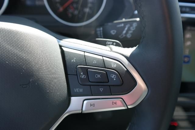 Volkswagen Tiguan 2.0 TDI Life DSG - Samsaru's Car Outlet