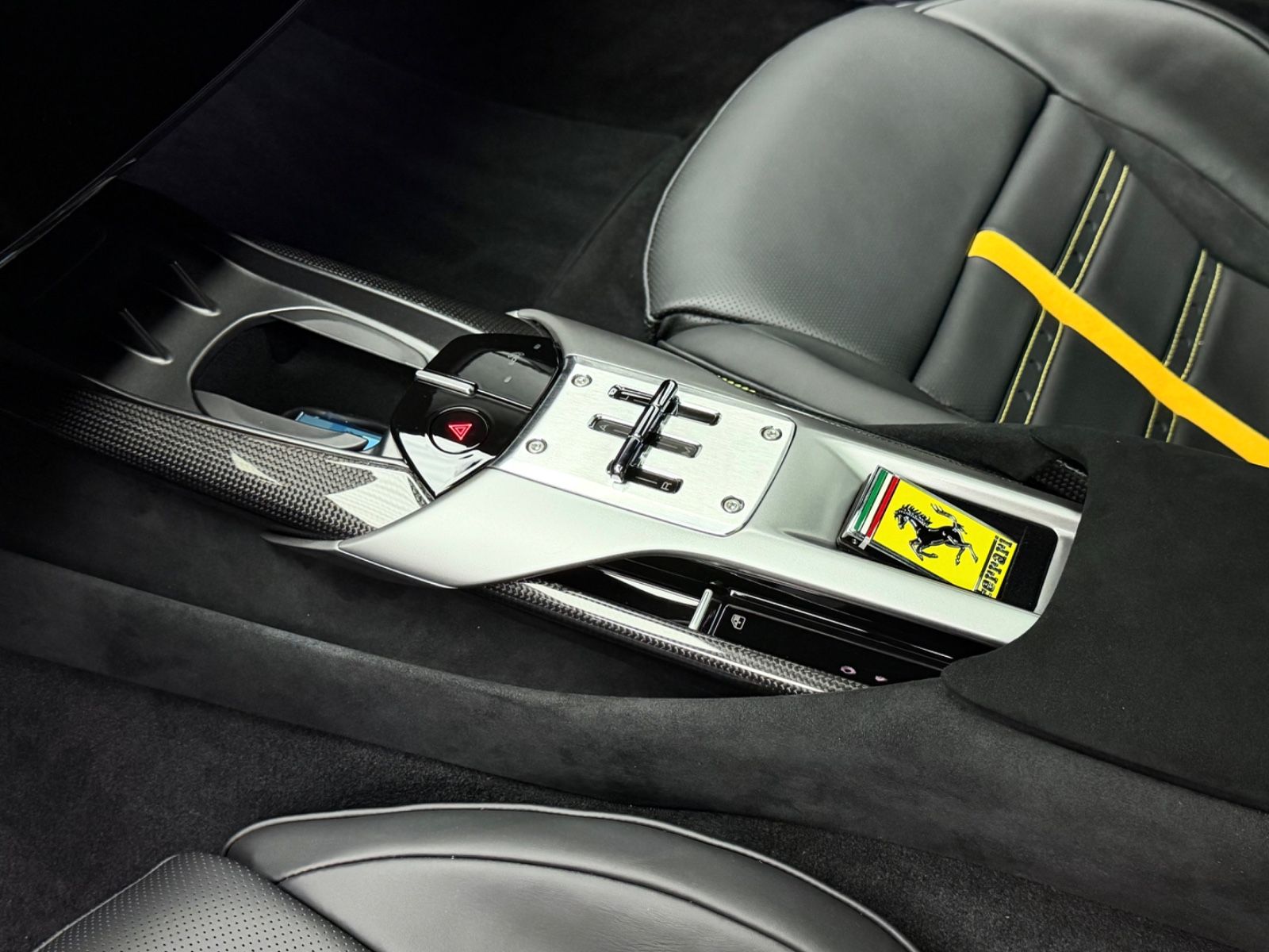 Ferrari 12Cilindri FULLCARBON VIOLA HONGKONG LIFT 360