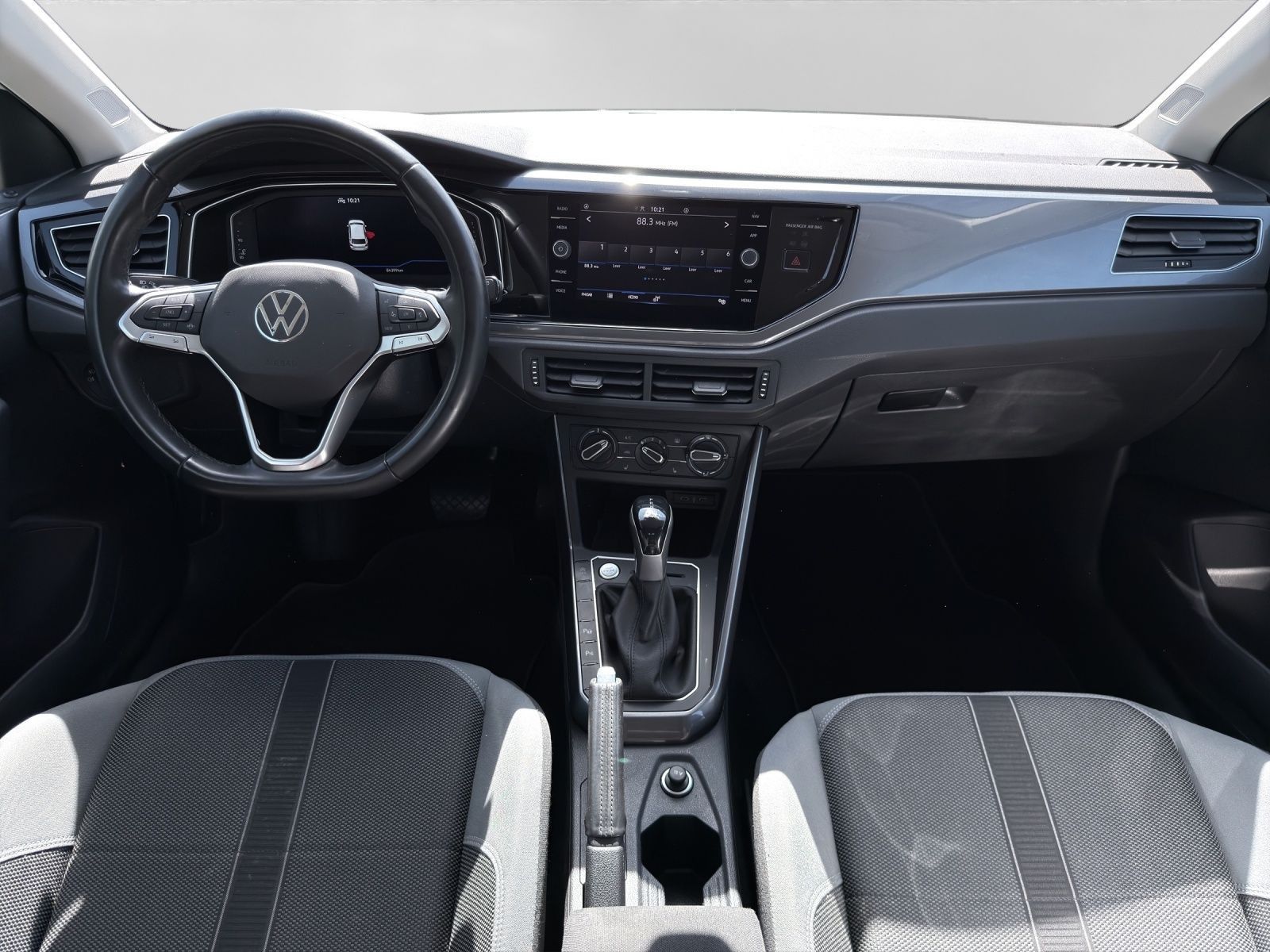 Volkswagen Polo 1.0 TSI DSG STYLE - Samsaru's Car Outlet