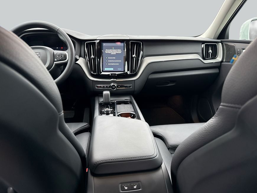 Volvo XC60 B5 B AWD Core