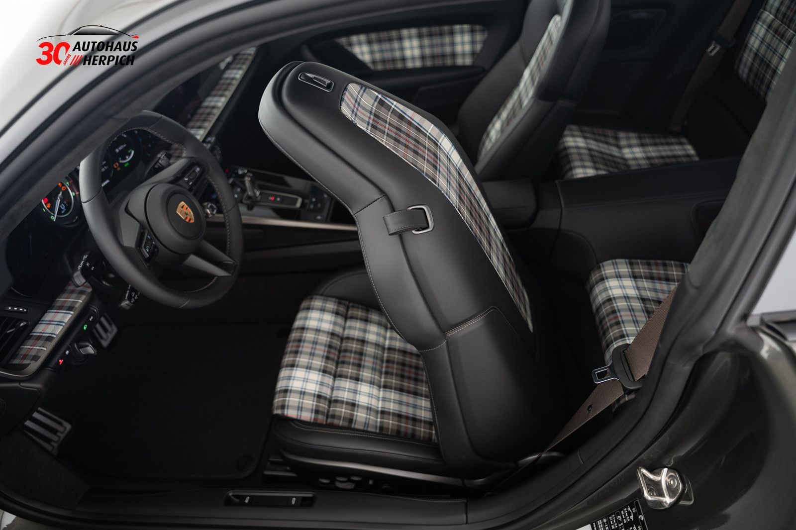 Porsche 992 Turbo 50 Jahre Heritage 360° Panorama Lift