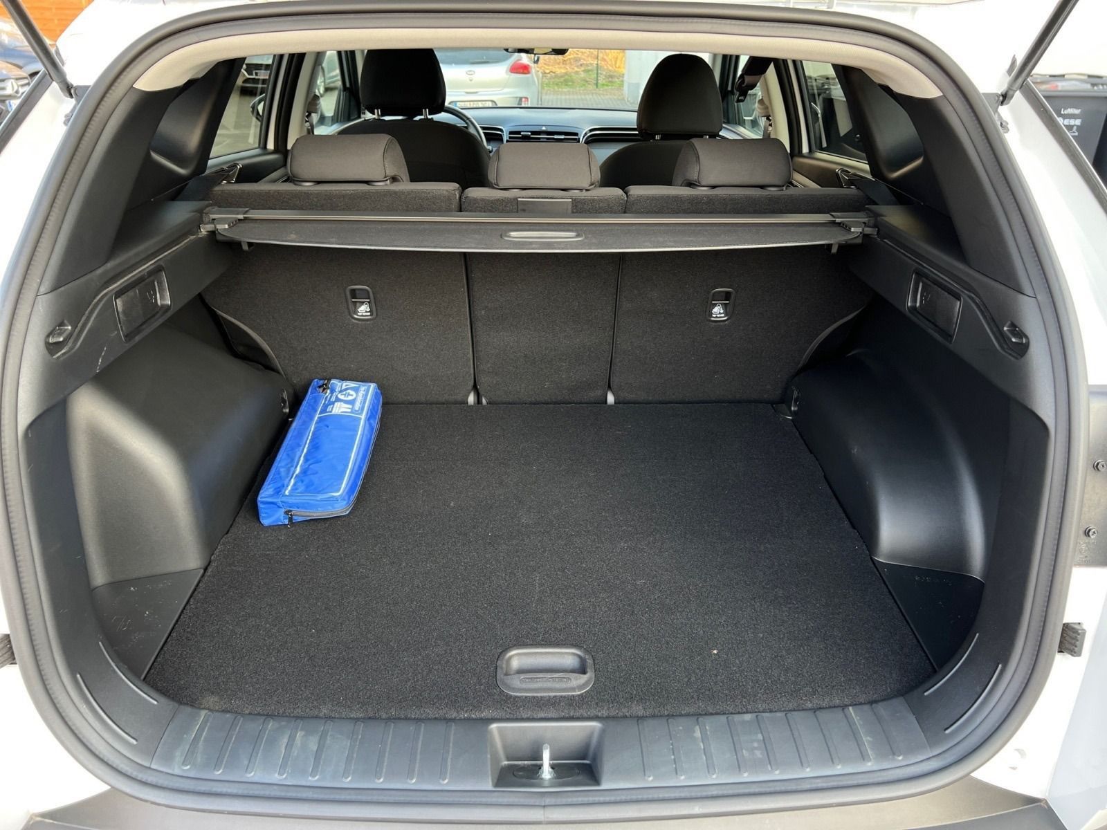 Hyundai Tucson 1.6 T-GDI Trend Plug-In Hybrid 4WD - Samsaru's Car Outlet