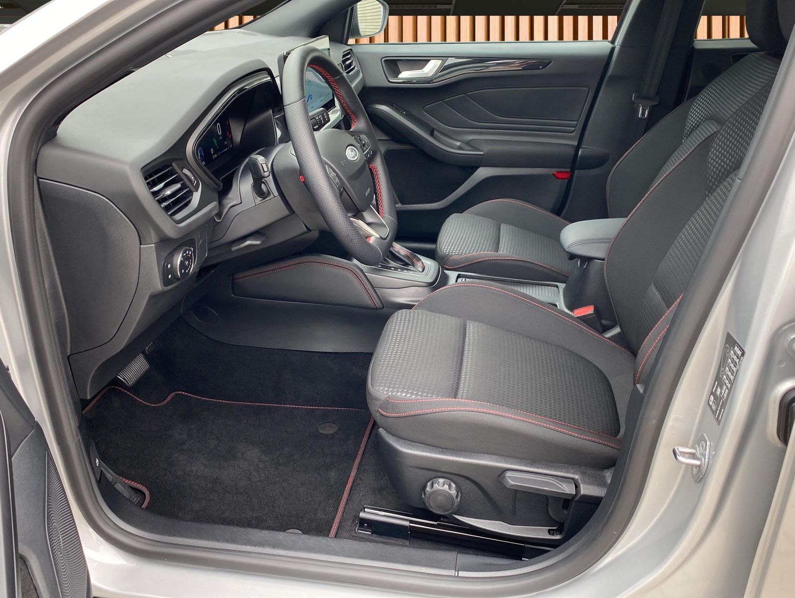 Ford Focus 1.0 EB ST-Line X*AHK*Bang&Olufsen*ACC