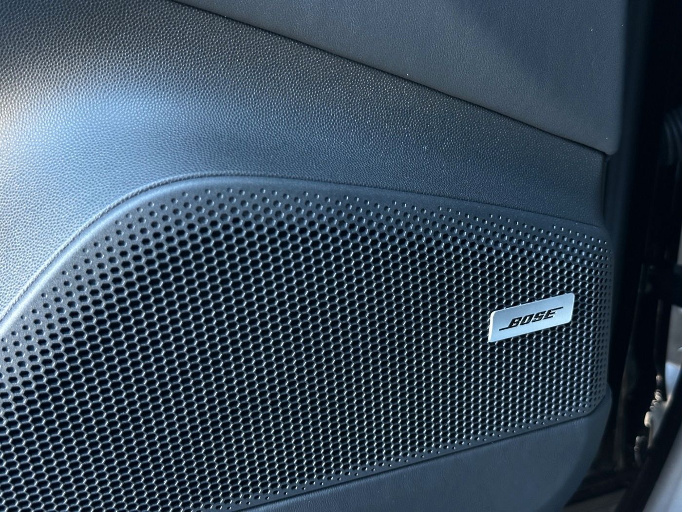 Porsche Macan 4S - Samsaru's Car Outlet