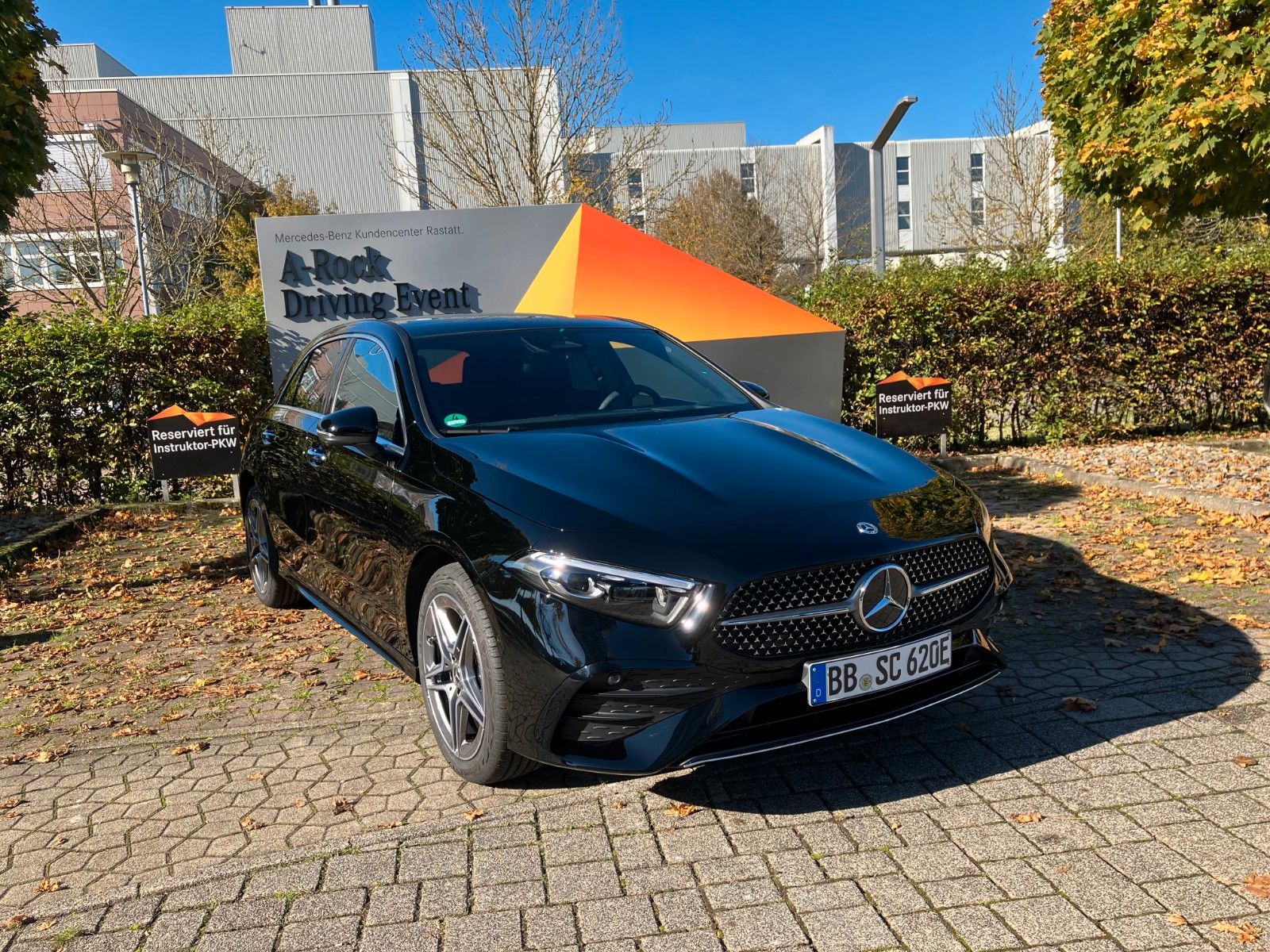 Mercedes-Benz A 250 e AMG - Samsaru's Car Outlet
