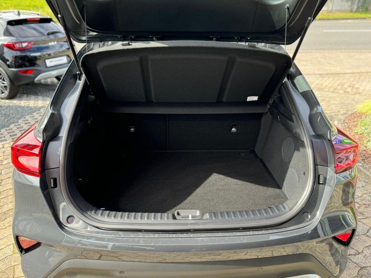 Kia X-Ceed 1.5 T-GDI Spirit - Samsaru's Car Outlet