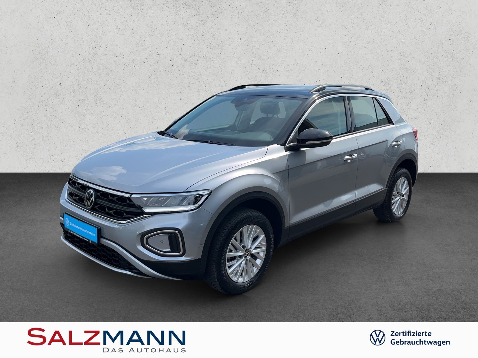 Volkswagen T-Roc 1.5 TSI Life - Samsaru's Car Outlet