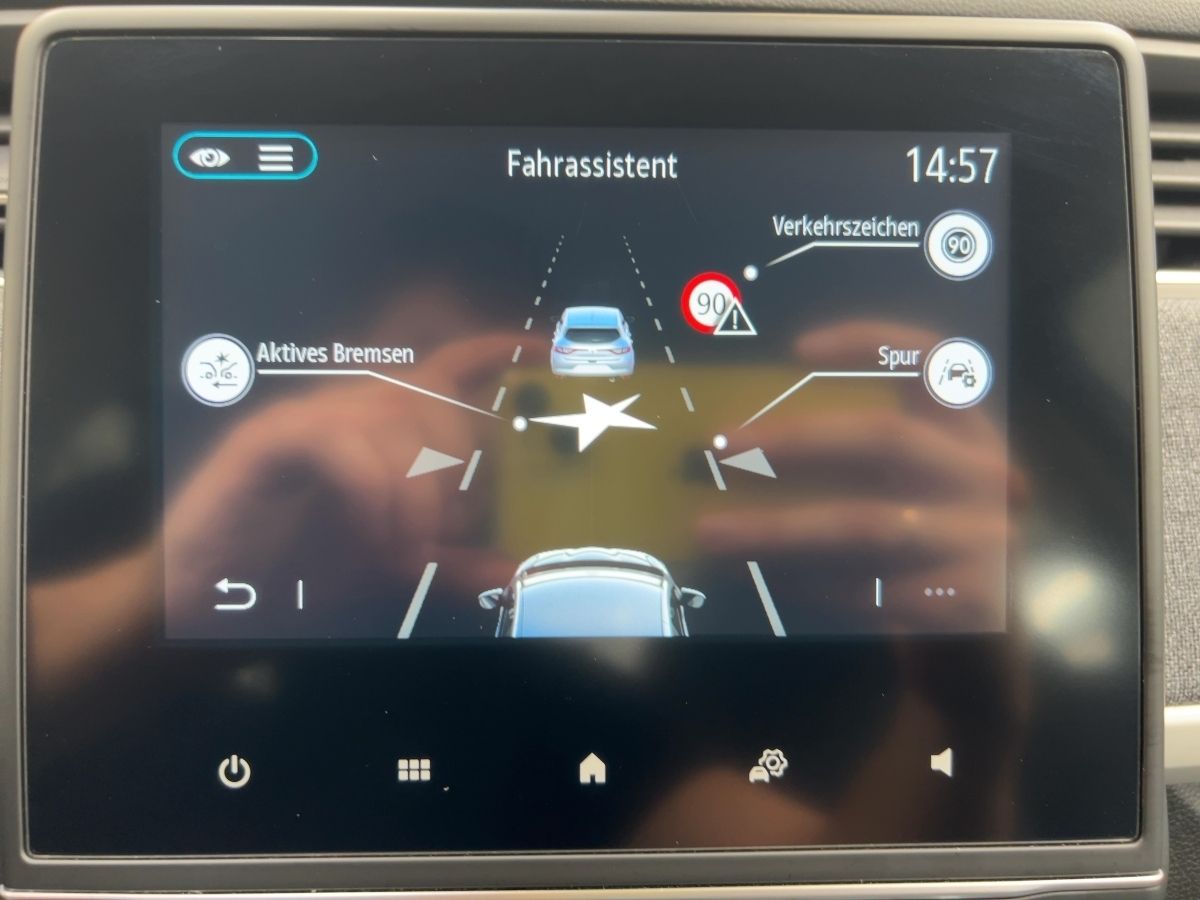 Renault ZOE EVOLUTION EV50 - Samsaru's Car Outlet