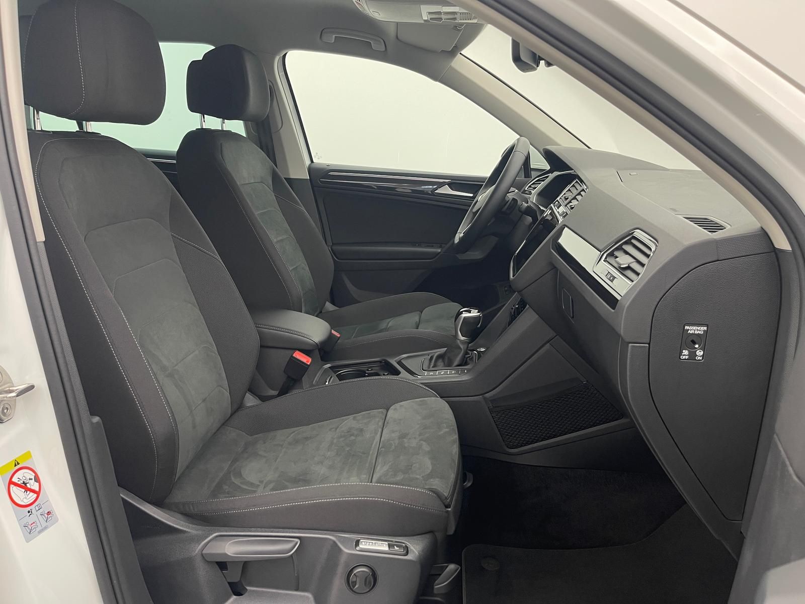 Volkswagen Tiguan Elegance eHybrid *HuD*MATRIX*AHK*ACC*KEY*