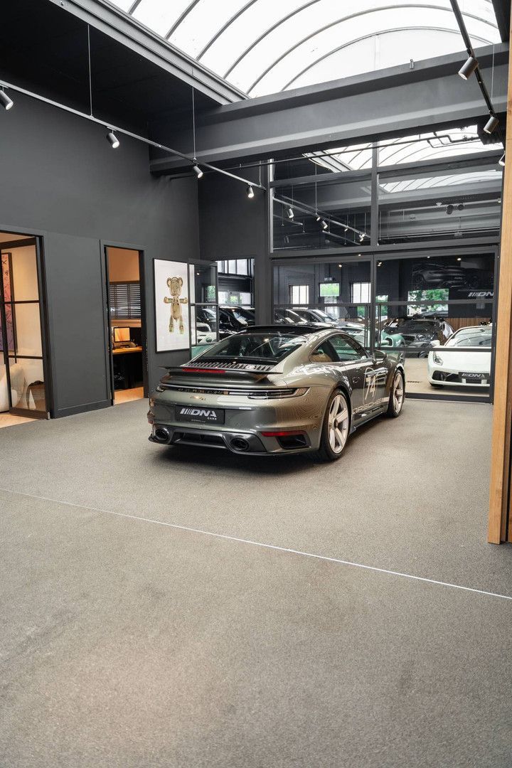 Porsche 992 992 Turbo 50 Years 1/1974 Burmester Leder 91
