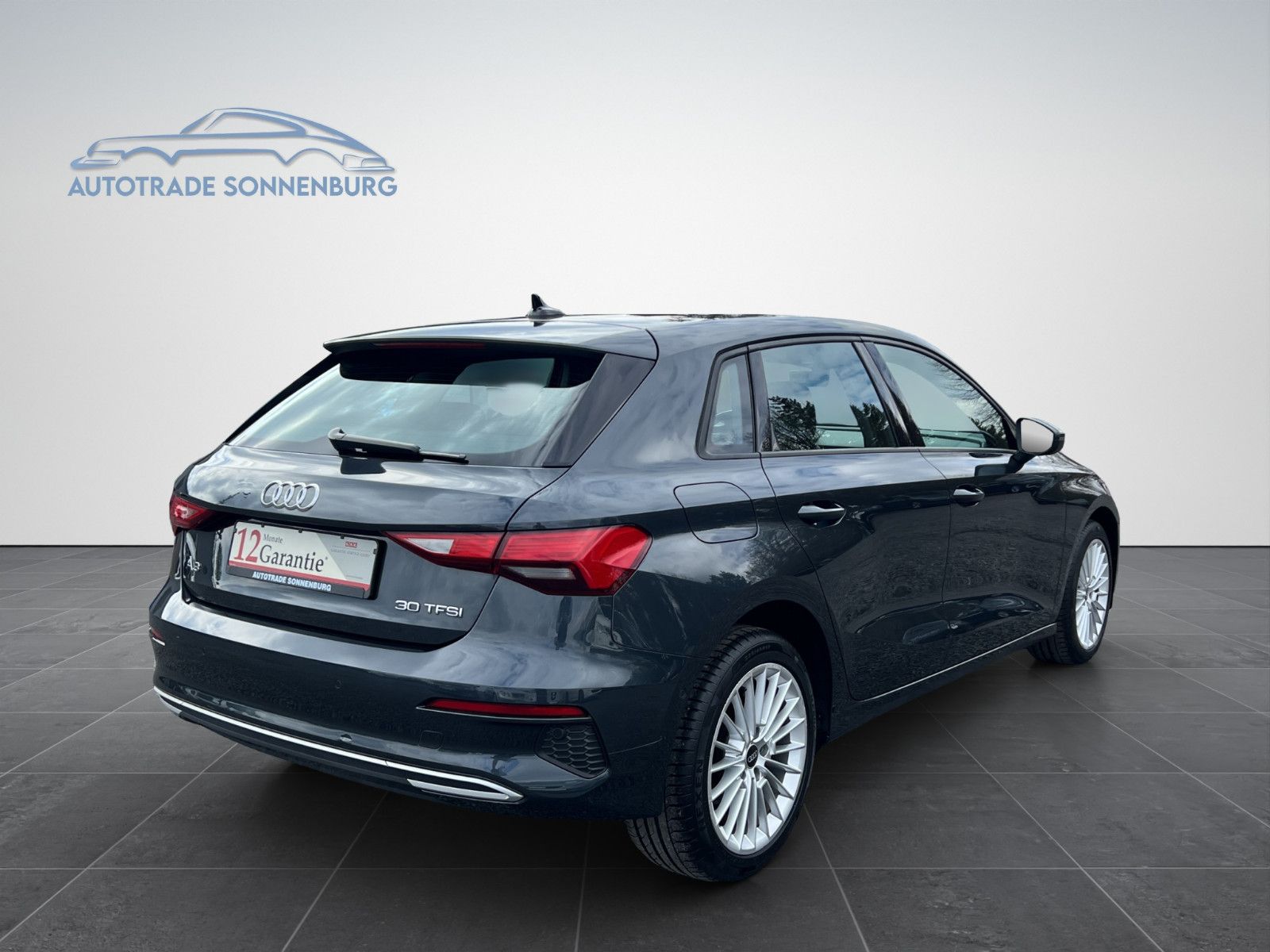 Audi A3 Sportback 30 TFSI advanced - Samsaru's Car Outlet