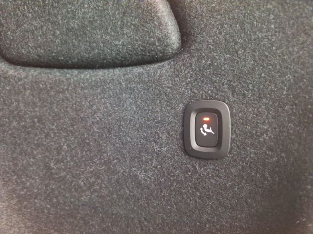 Volvo XC40 B3 Core - Samsaru's Car Outlet