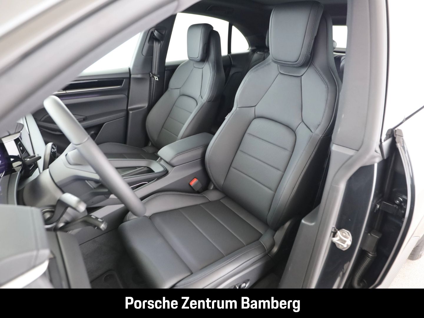 Porsche Macan 4/ Luft/ AHK/ Matrix/ 21 Zoll/ Lederpaket