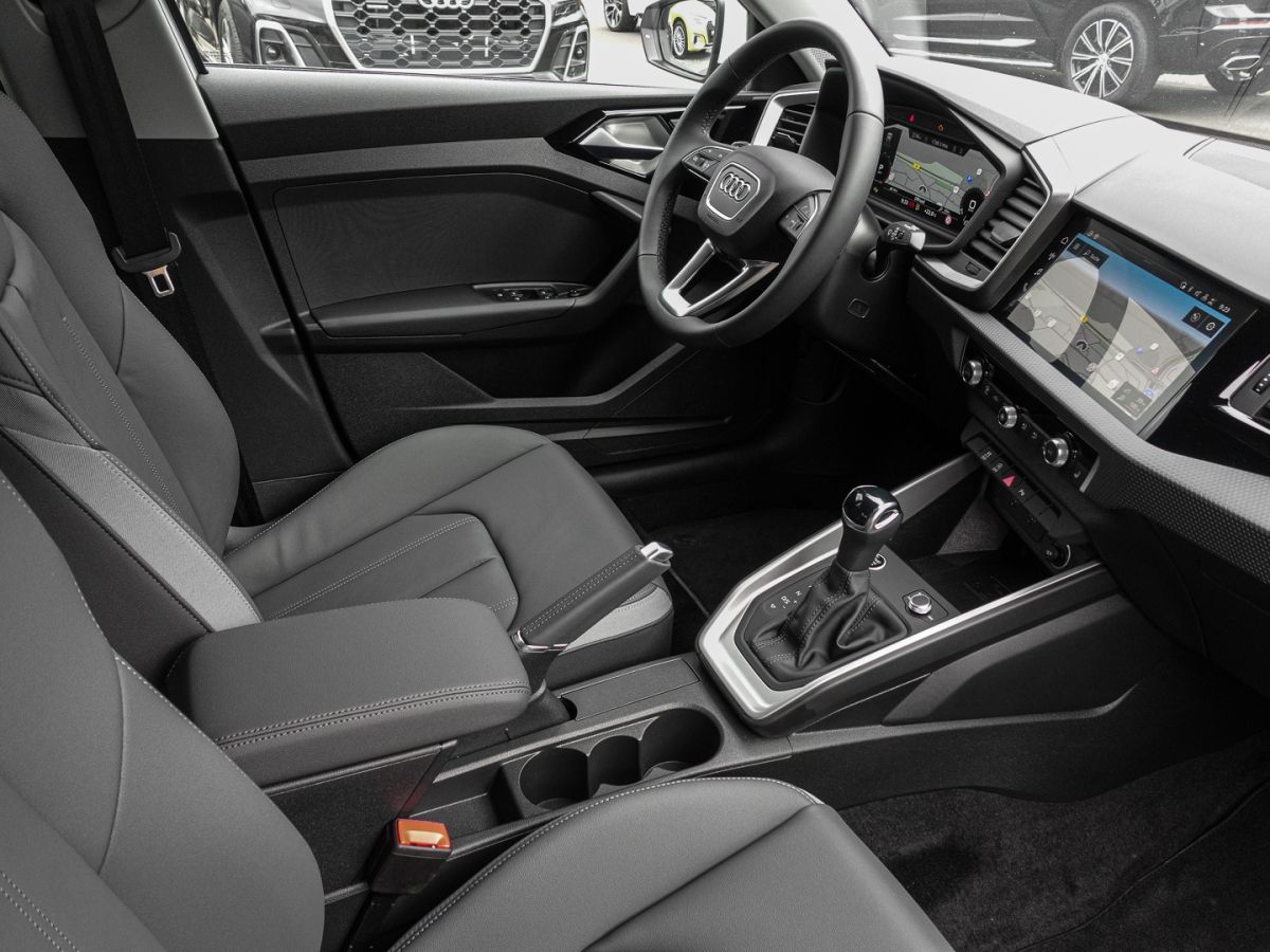 Audi A1 Sportback 30 TFSI S tronic S line - Samsaru's Car Outlet