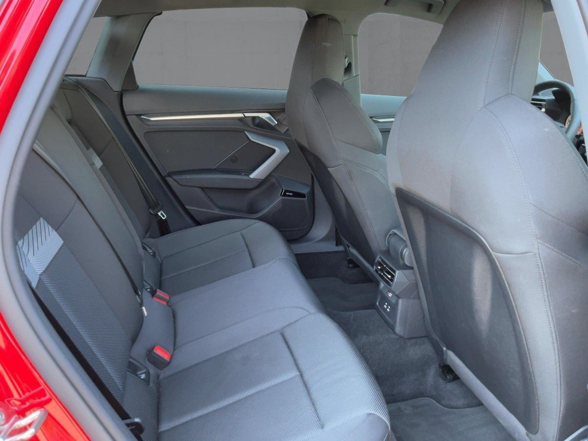 Audi A3 Sportback 35 TFSI S-TR ADVANCED - Samsaru's Car Outlet
