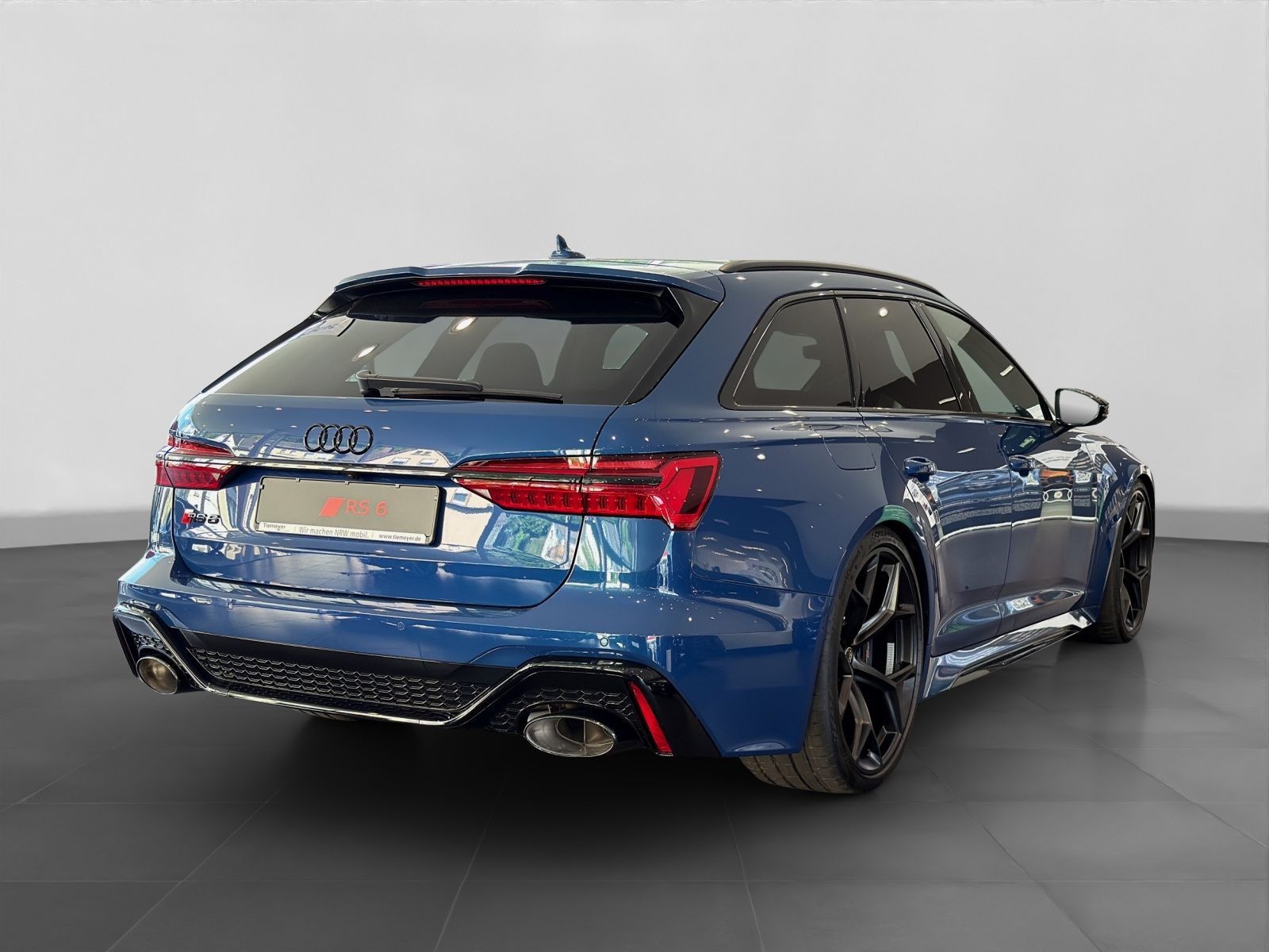 Audi RS6 Avant TFSI Q PERFORMANCE 360° BuO HuD AHK LM