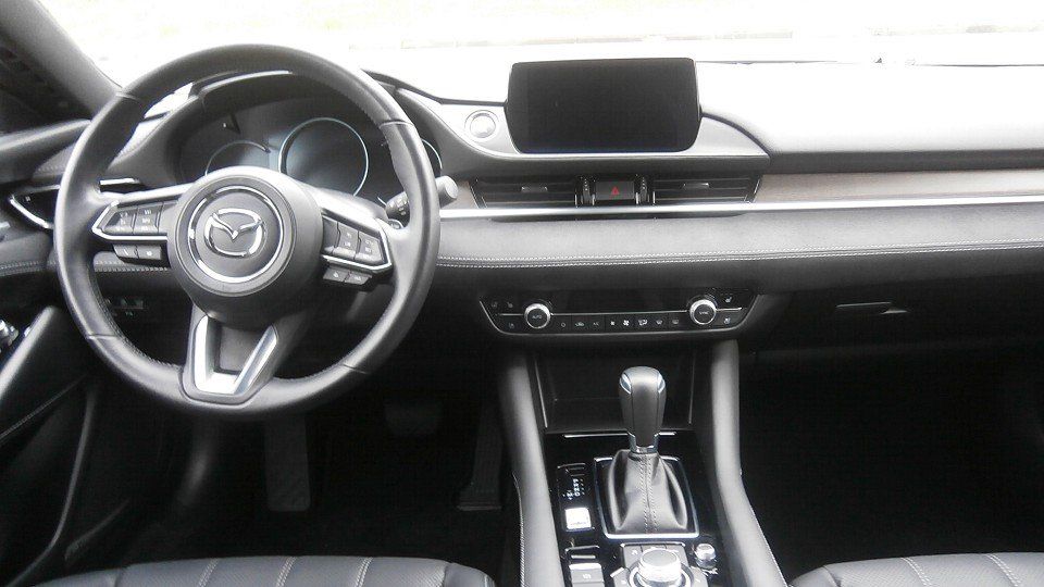 Mazda 6 2.5L SKYACTIV G 194 PS 6AT FWD TAKUMI SUROOF