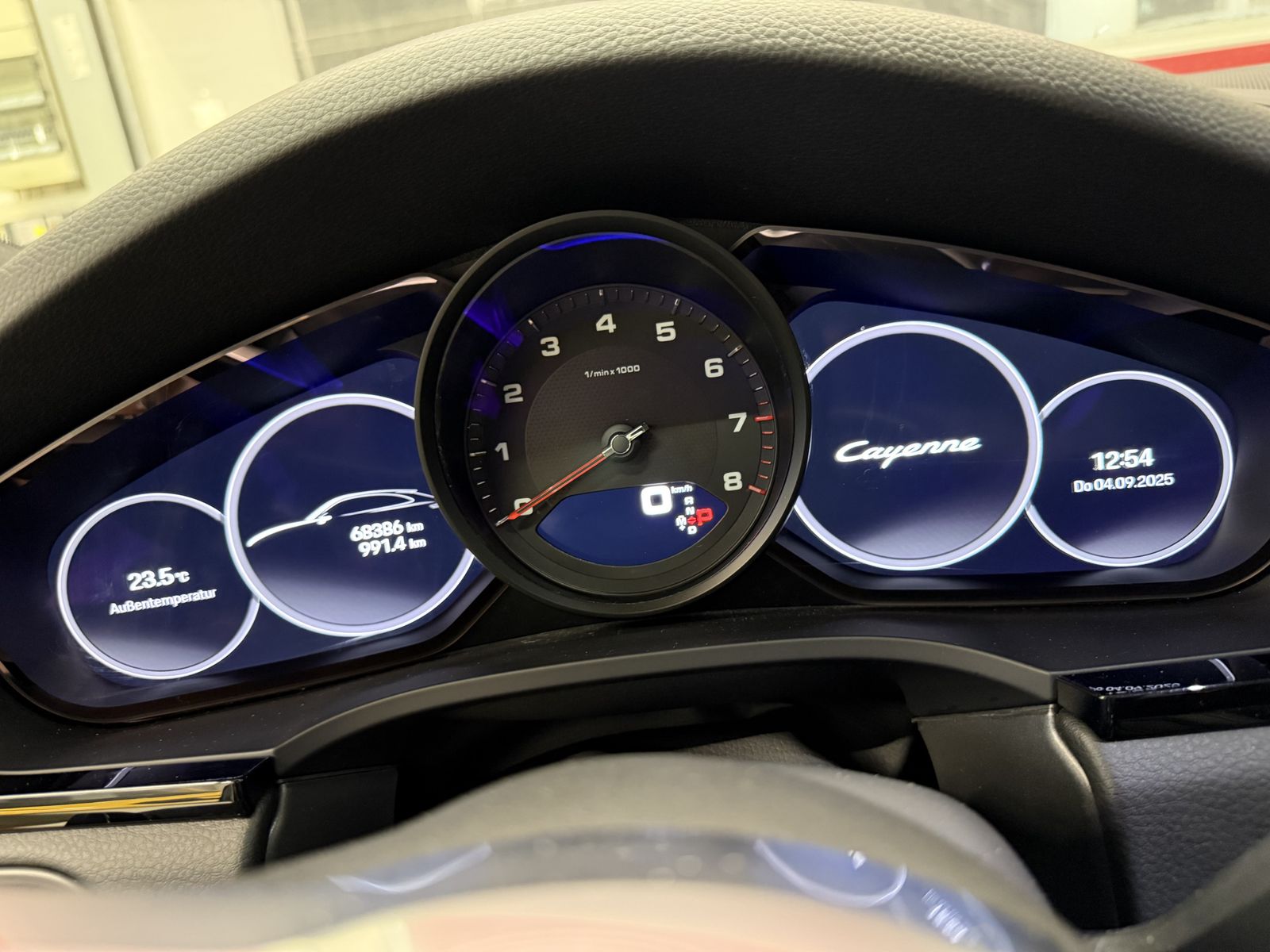 Porsche Cayenne Coupé Platinum Edition, Approved, FULL