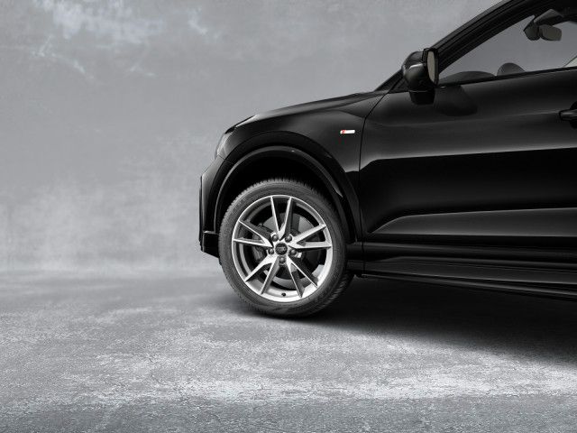 Audi Q2 40 TFSI QU S-TR S-LINE LED+NAVI+RFK+ACC+AHK
