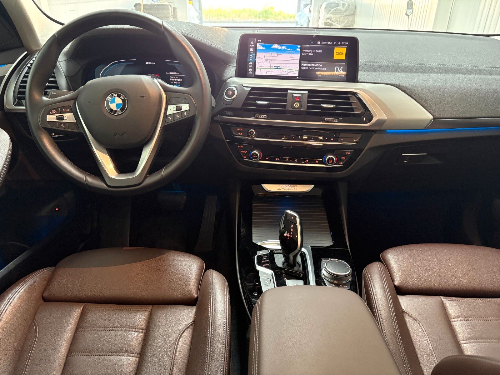 BMW X3 xDrive 30 e Luxury Line - Samsaru's Car Outlet