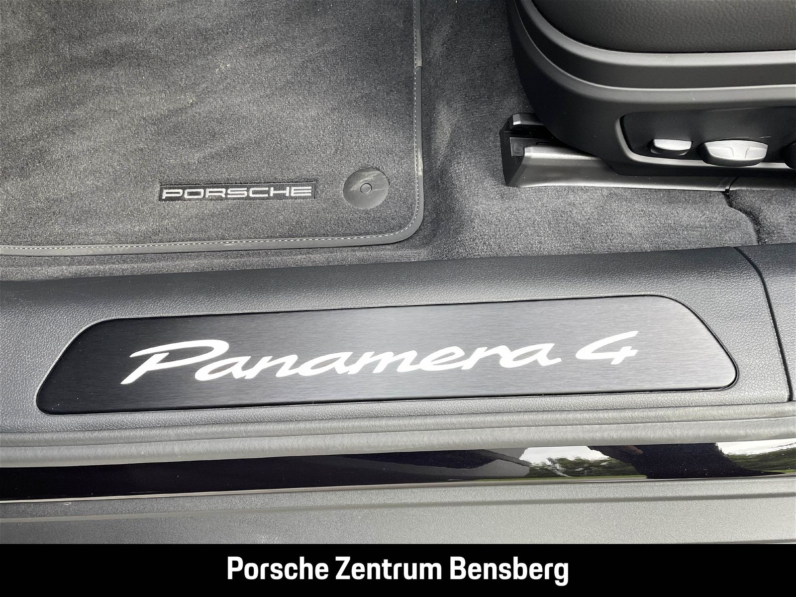 Porsche Panamera 4 E-Hybrid