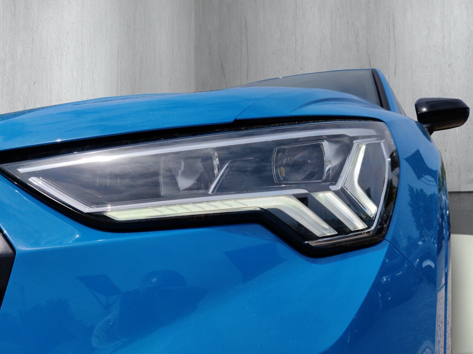 Audi Q3 40 TDI quattro S line S tronic - Samsaru's Car Outlet