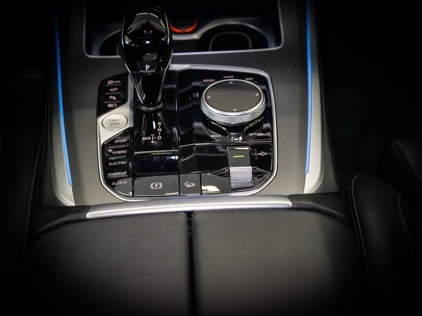 BMW X5 xDrive45e M-Sport Aut Nav HuD Laser AHK Pano