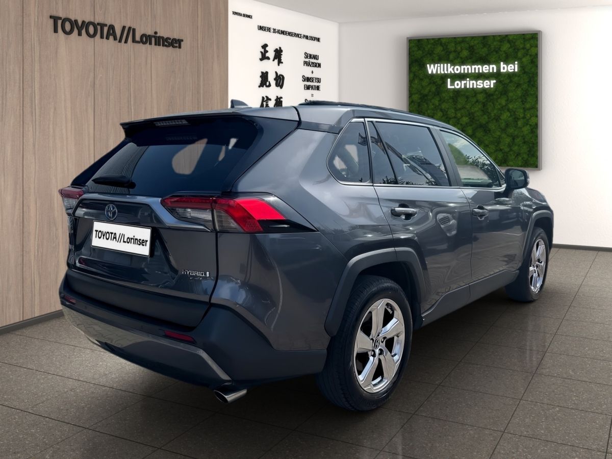 Toyota RAV4 2.5 - Samsaru's Car Outlet