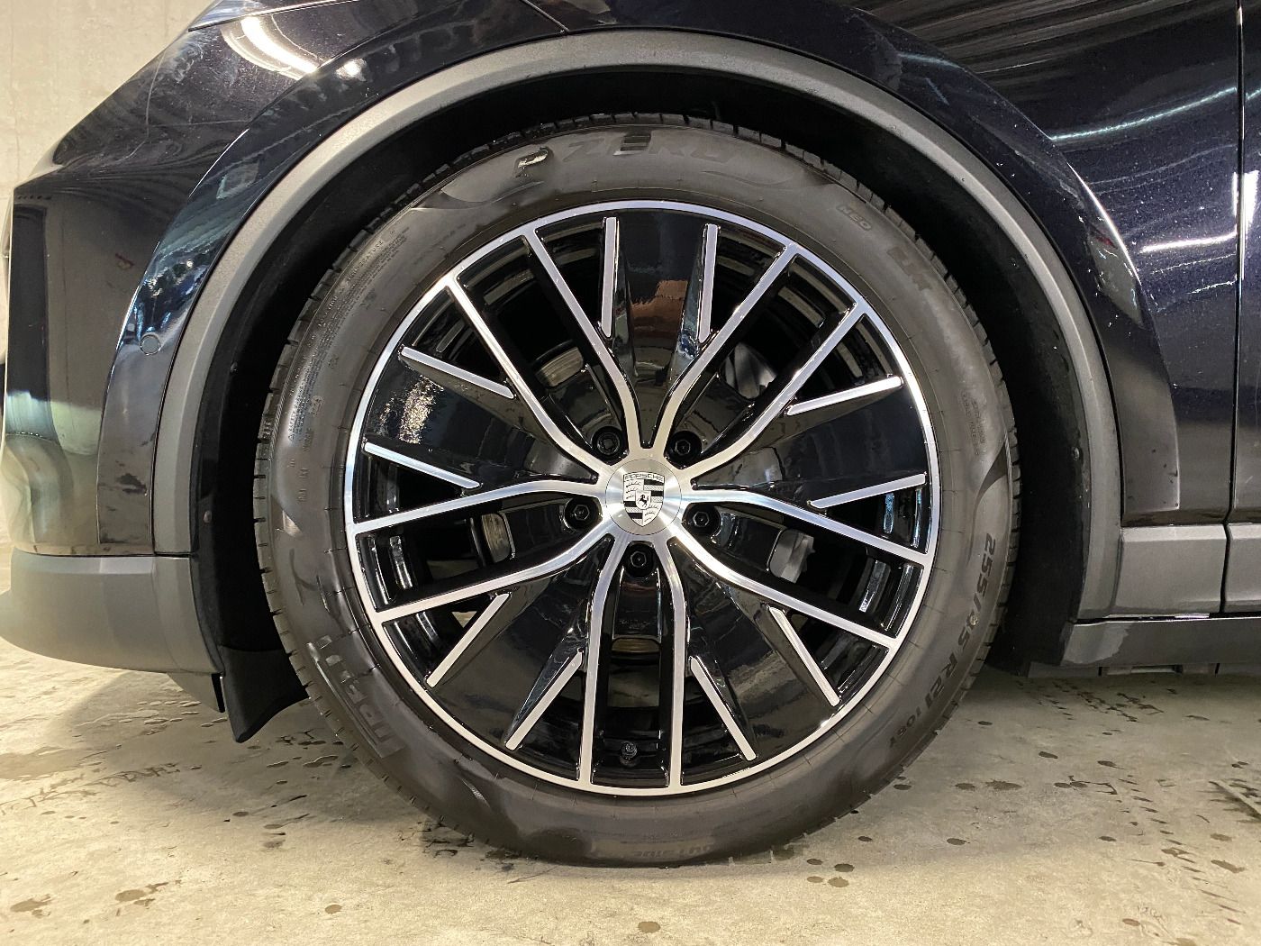 Porsche Macan 4 | Panorama Dachsystem | Beifahrerdisplay