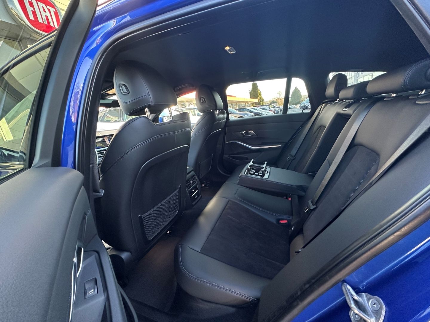 BMW 330 e TOURING M-SPORT - Samsaru's Car Outlet