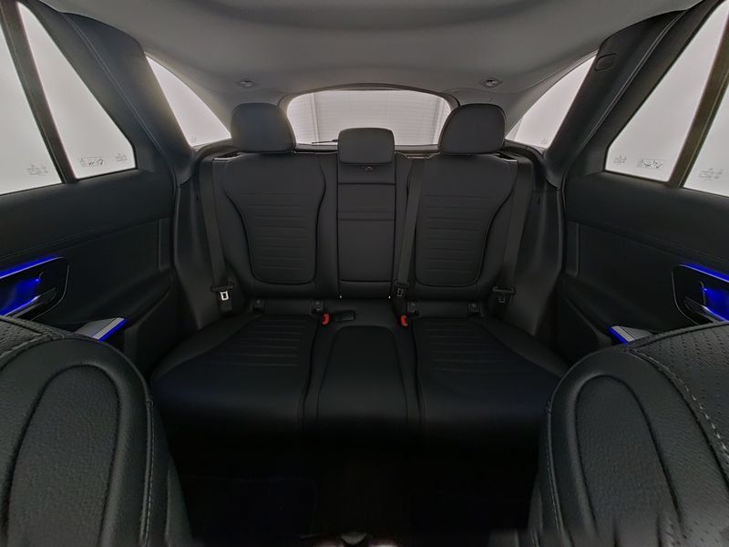 Mercedes-Benz GLC 200 4M AMG*PANO*AHK*360°KAM*MEMORY*DISTRONIC
