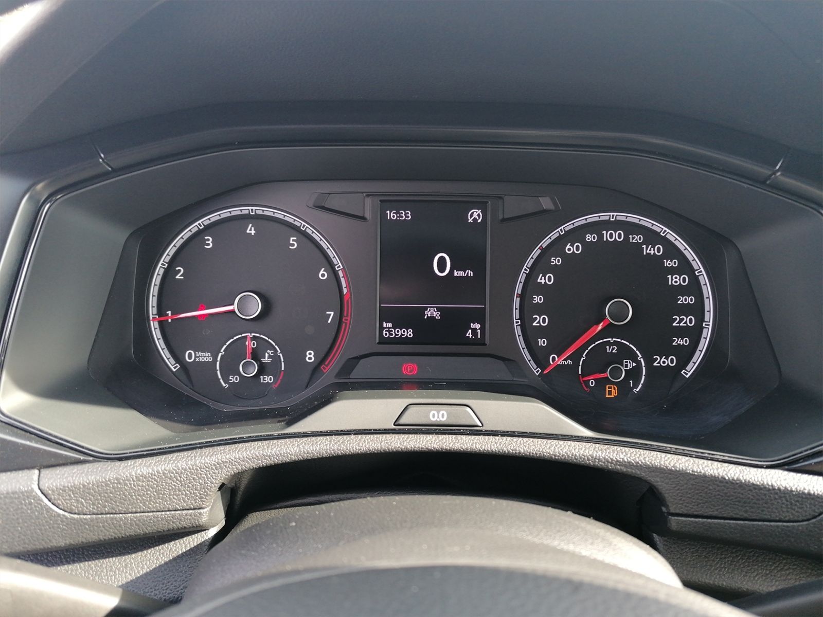 Volkswagen T-Roc 1.0 TSI - Samsaru's Car Outlet
