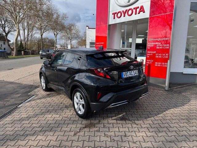 Toyota C-HR Hybrid - Samsaru's Car Outlet