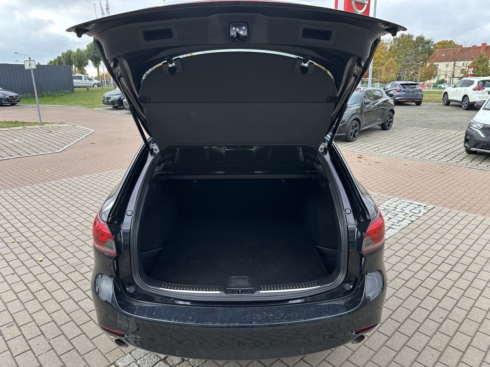 Mazda 6 2.5 194 TAKUMI/BOSE/SITZLÜFTUNG/360°