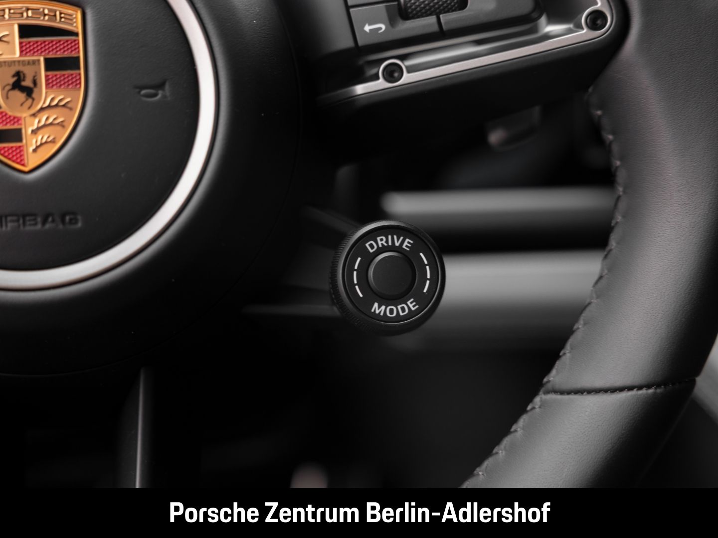 Porsche Panamera 4S E-Hybrid HA-Lenkung InnoDrive HUD