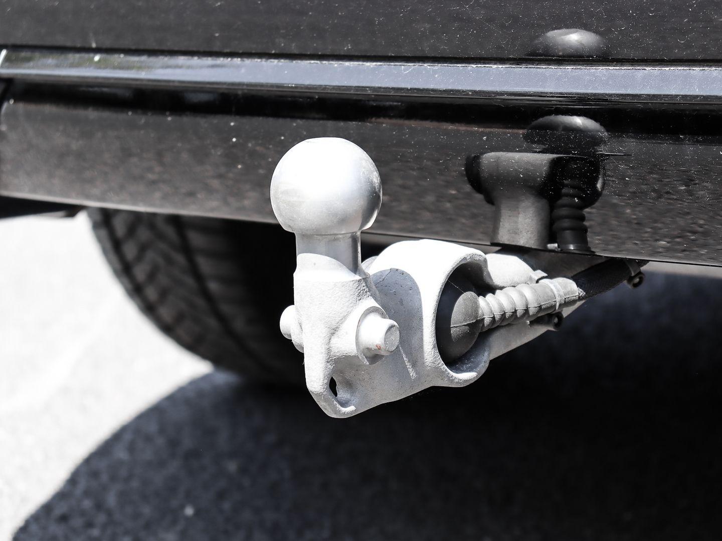 Volvo XC60 Plus Dark Recharge Plug-In Hybrid AWD T8 Tw