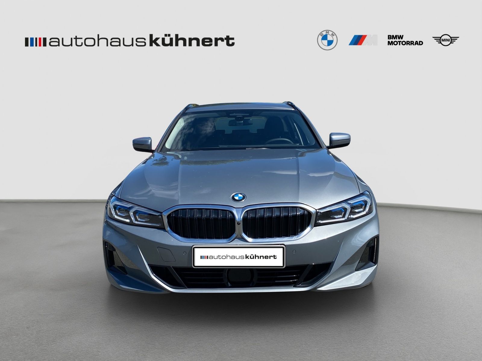 BMW 318i Touring ACC LED SpurAss AHK HiFi Navi ParkA