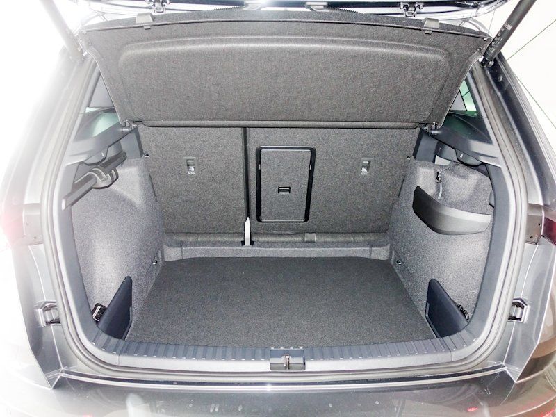 Skoda Karoq 1.5 TSI DSG Sportline *5 Jahre Garantie bi