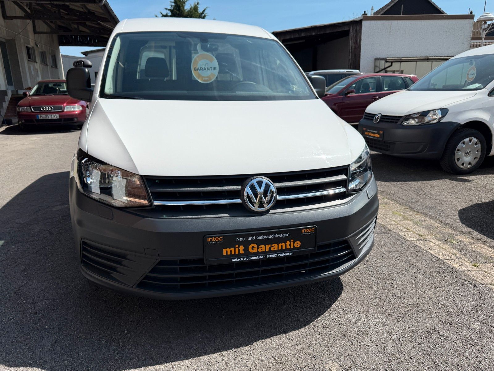 Volkswagen Caddy - Samsaru's Car Outlet