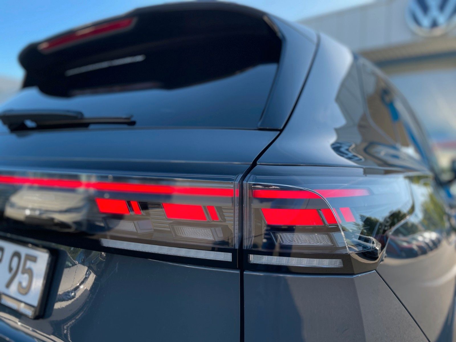 Volkswagen Tiguan 1.5 TSI eHybrid 200 kW R-Line Black Style