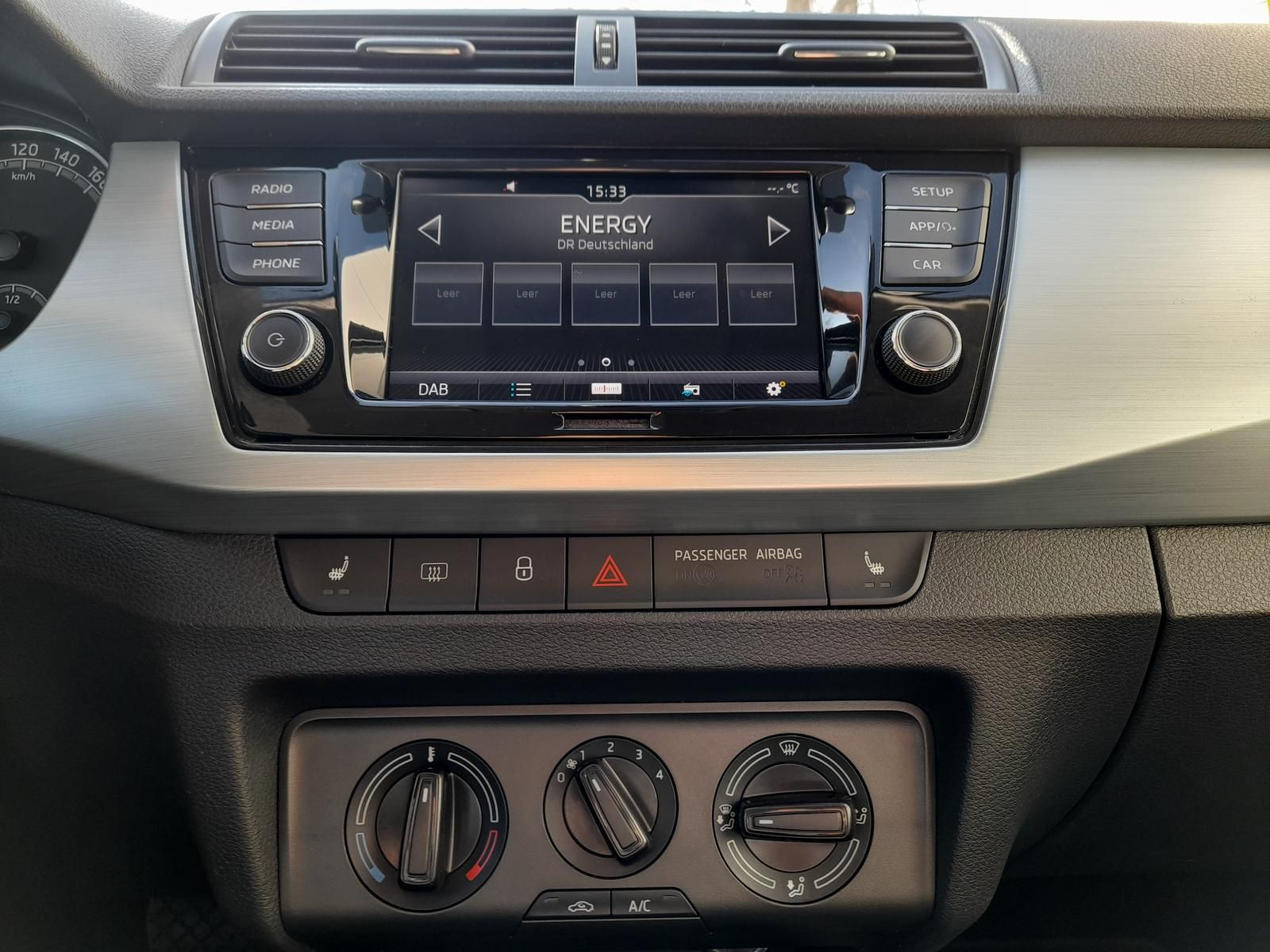 Skoda Fabia Combi Ambition - Samsaru's Car Outlet