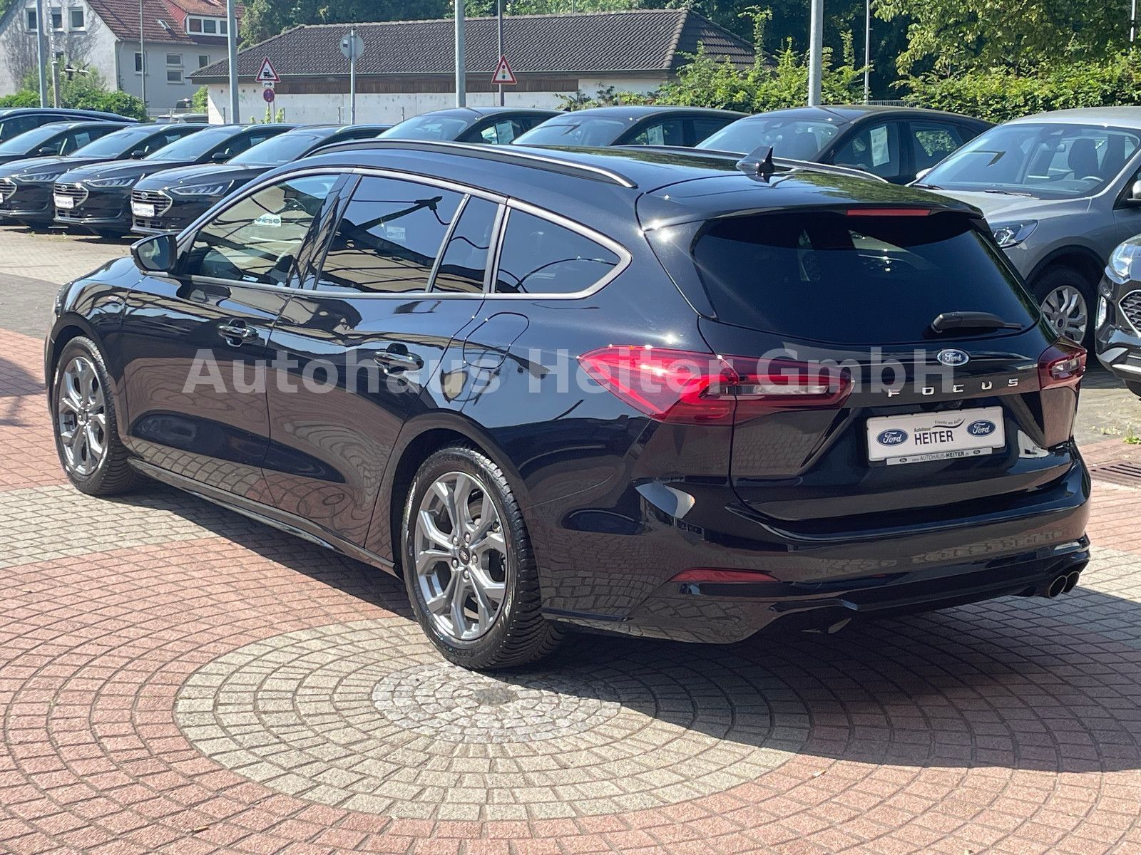 Ford Focus 1.5 EB Aut.ST-Line X / ACC+Matrix+e.Klappe