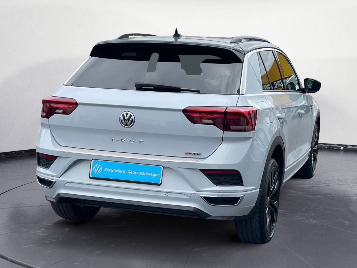 Volkswagen T-Roc R-Line 2.0 TDI 4M DSG - Samsaru's Car Outlet